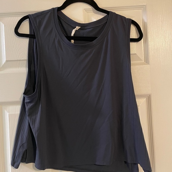 lululemon athletica Tops - Lululemon Train to Be Tank